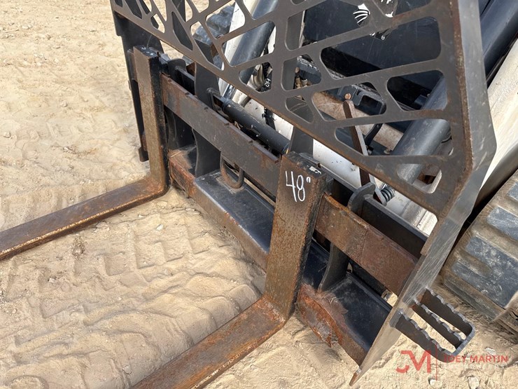 2022-bobcat-t76-image-5