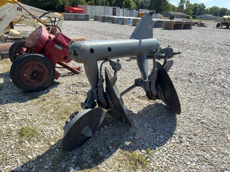 2-bottom-mounted-disc-plow-image-3