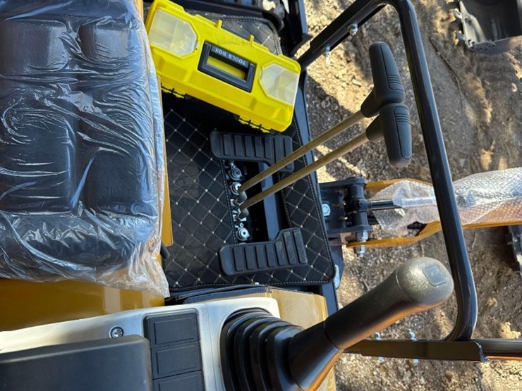 new-sd-lanch-co-diesel-mini-excavator-model-sdle20-image-5