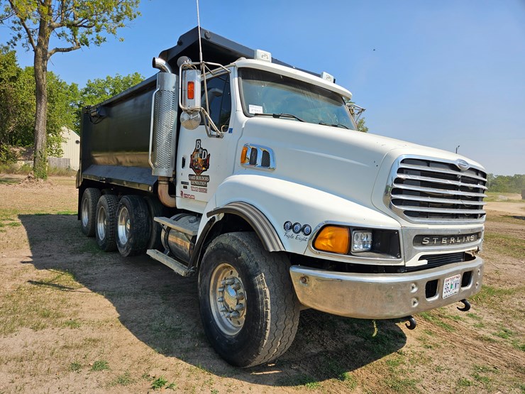 2006-sterling-l9500-image-28