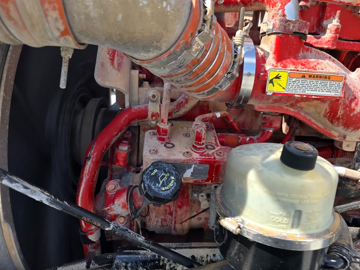 2014-peterbilt-365-image-64