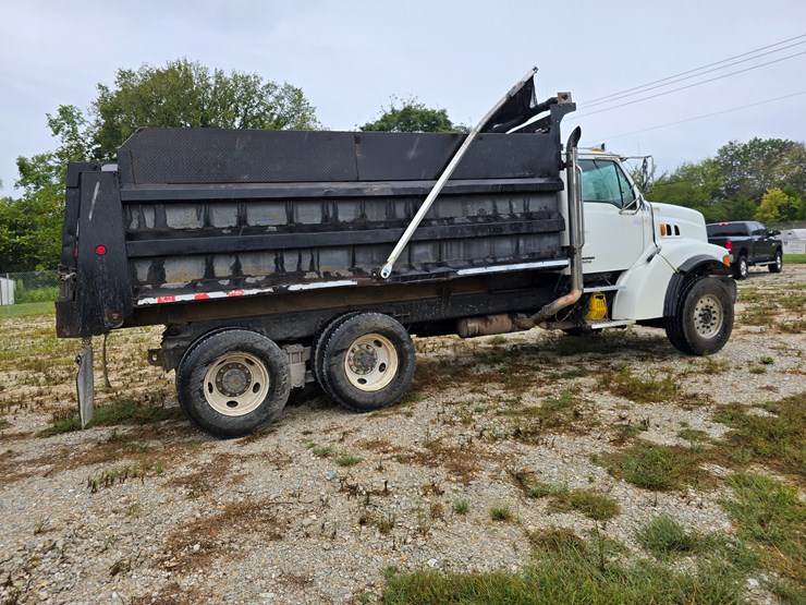 1999-sterling-l9511-image-23