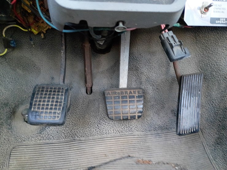 1998-ford-f700-image-67