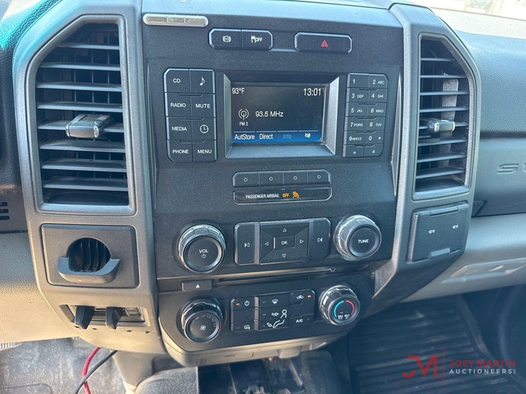 2017-ford-f550-xl-image-42