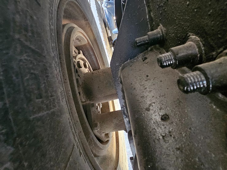 2006-sterling-l9500-image-107