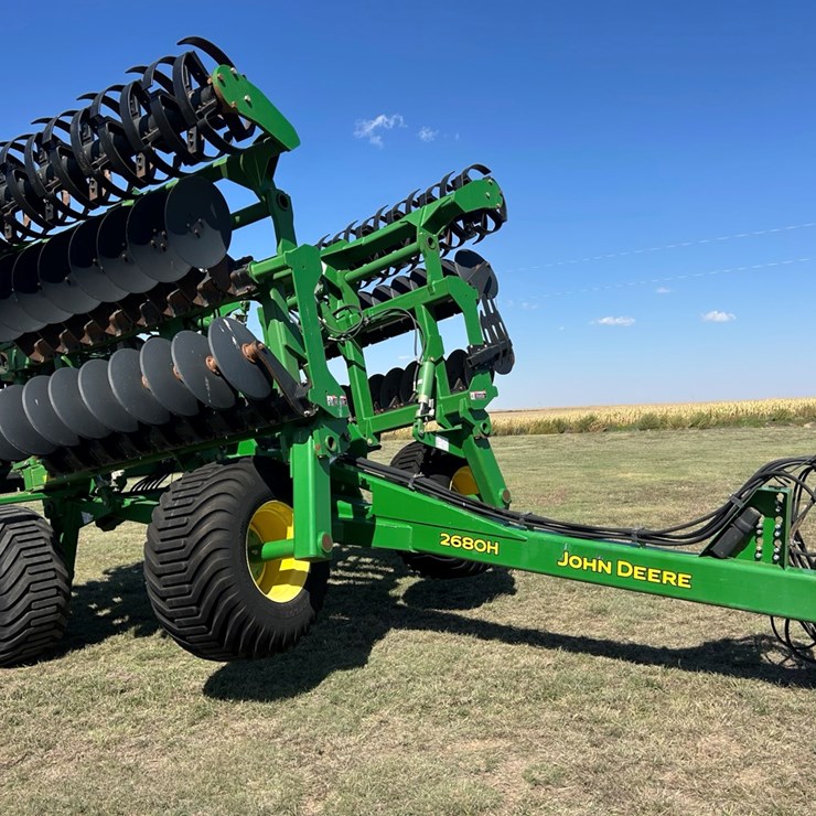 2020 JOHN DEERE 2020