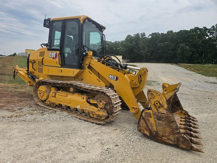 2023-caterpillar-953-image-22