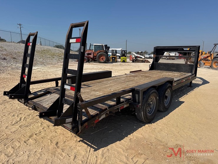 2014-custom-trailer-image-2