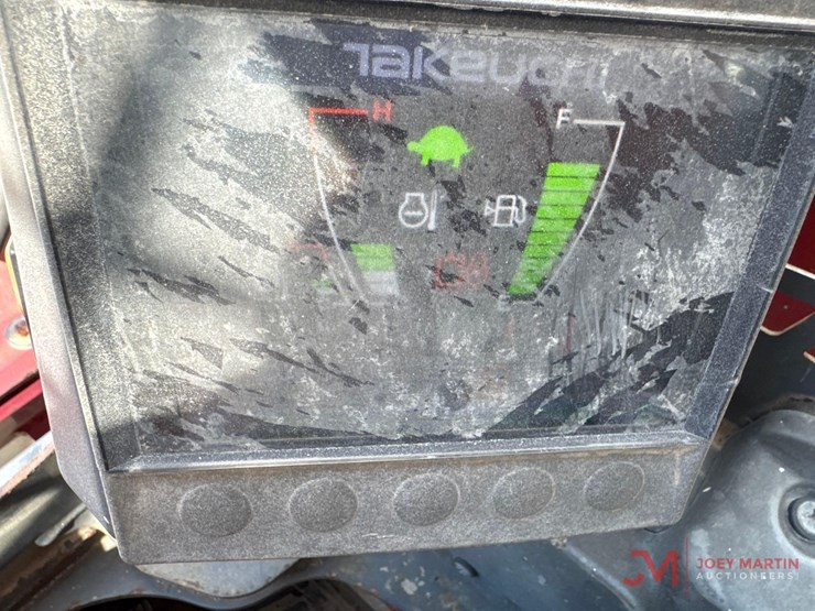 2021-takeuchi-tl8r2-image-19