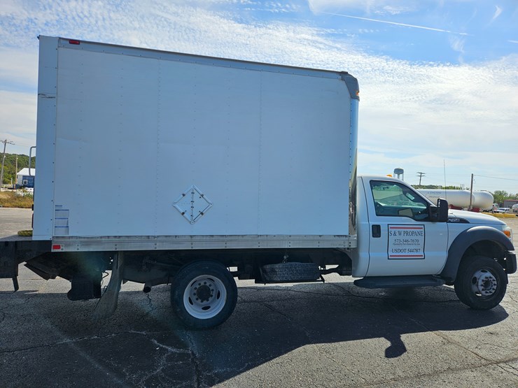 2015-ford-f450-image-19