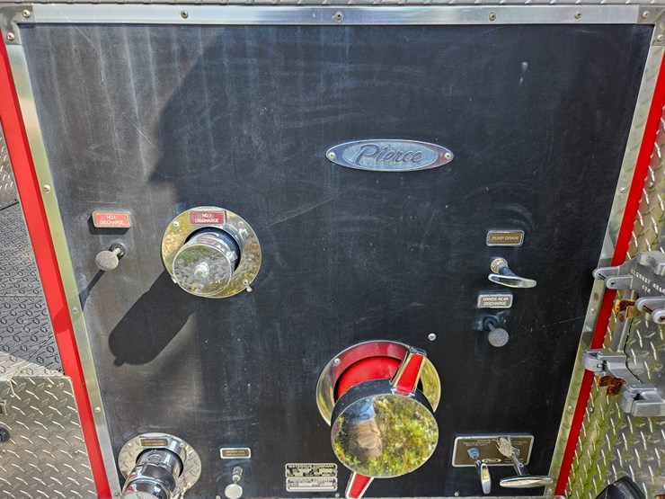 1983-ford-c800-image-60