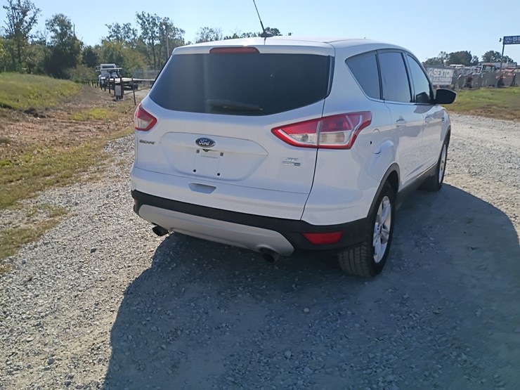 2016-ford-escape-image-10