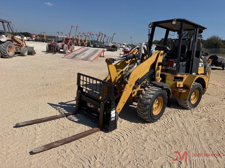 2008-caterpillar-904b-image-4