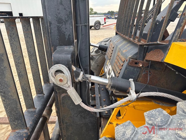 2018-jcb-930-image-6