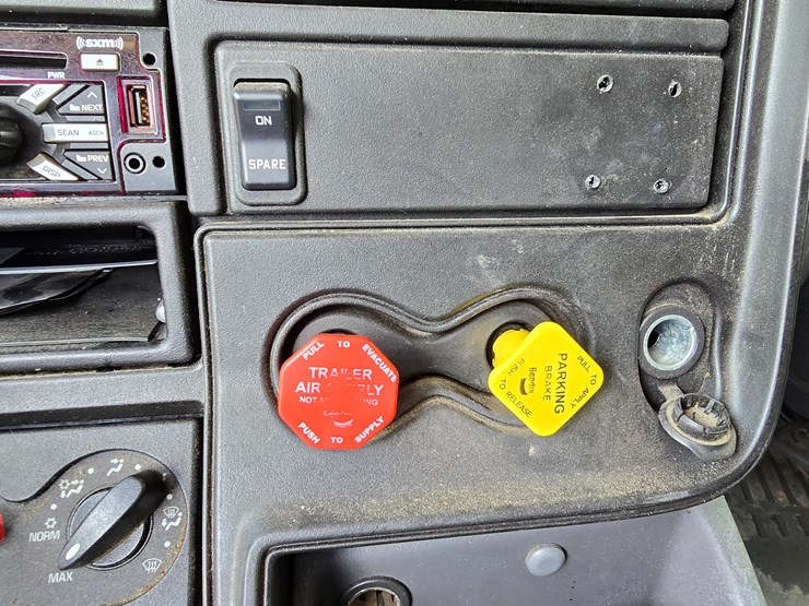 2015-international-prostar-image-72