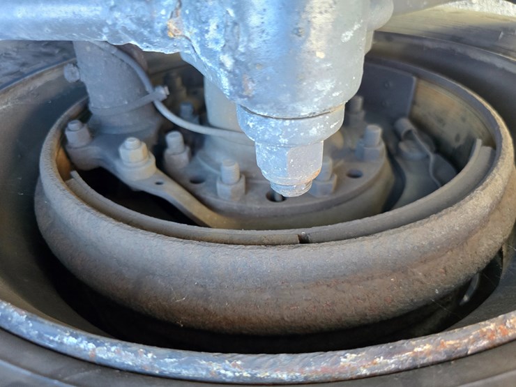 2015-peterbilt-579-image-94