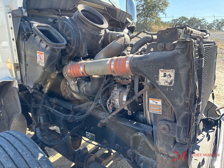 2013-kenworth-t370-image-15