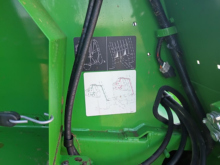 2020-john-deere-450m-image-28