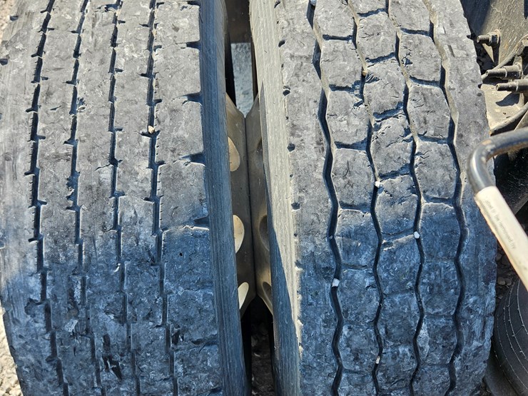 2016-freightliner-cascadia-125-image-84