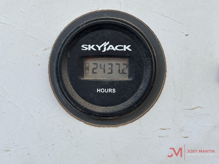 2017-skyjack-sj66t-image-15