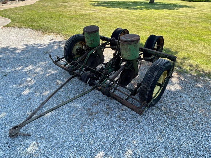 john-deere-2-image-1