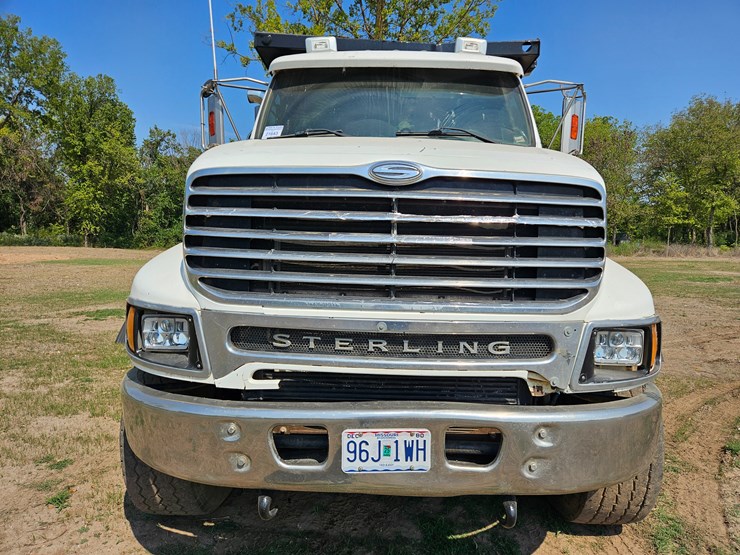 2006-sterling-l9500-image-29