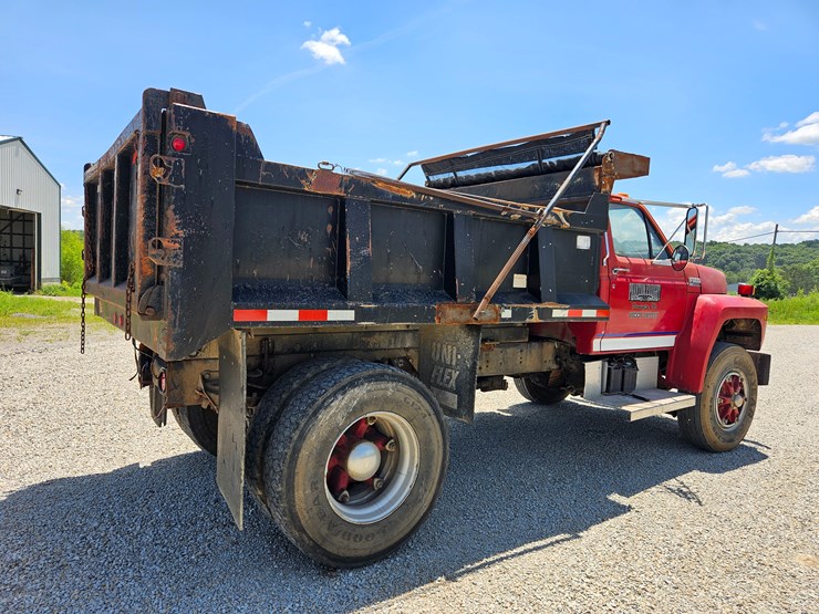 1993-ford-f800-image-16