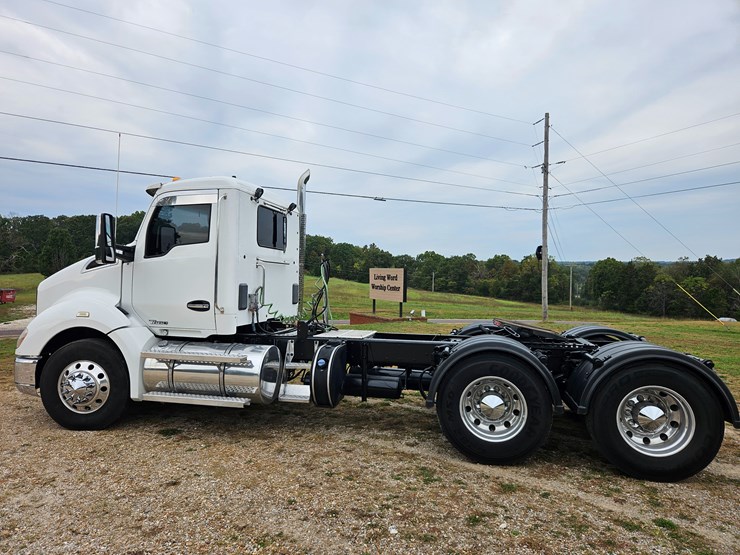 kenworth-t680-image-8