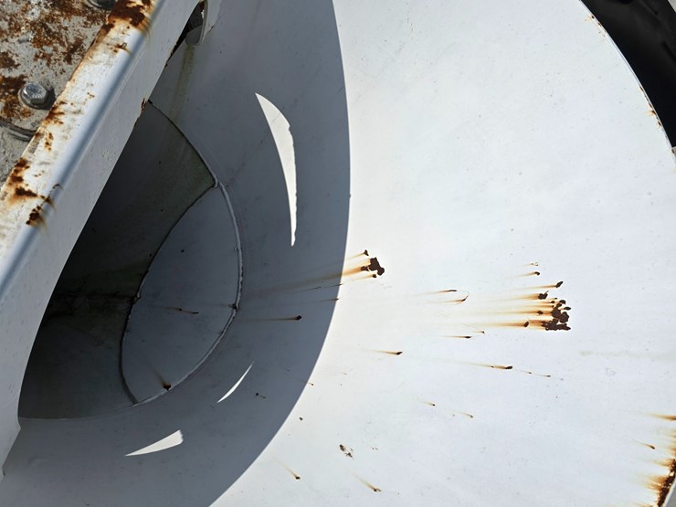 2014-peterbilt-365-image-103