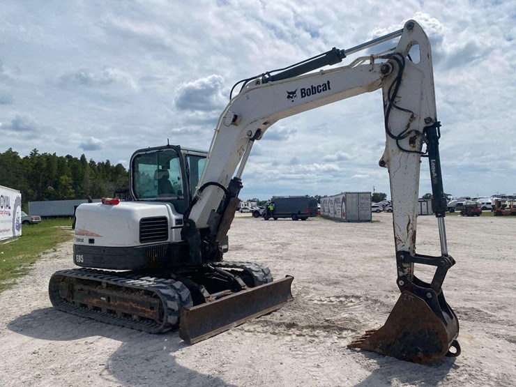 2016-bobcat-e85-image-2