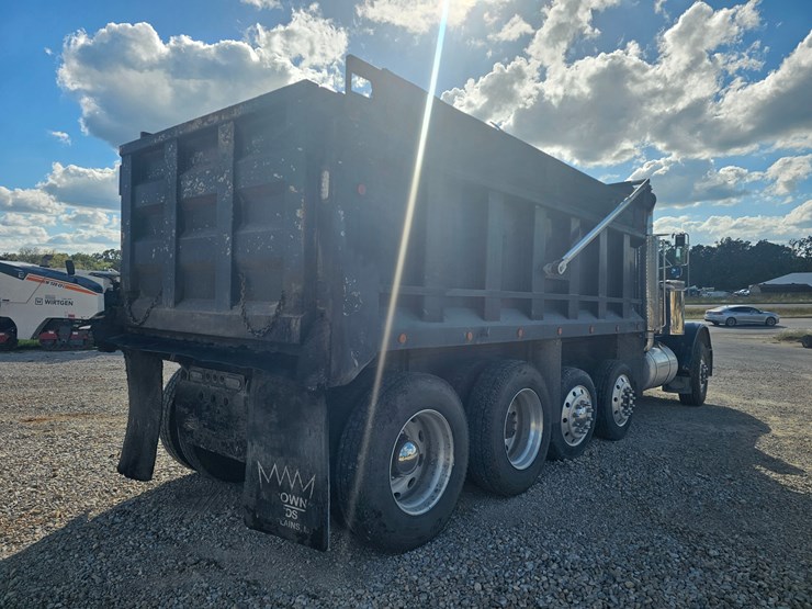 1989-peterbilt-379-image-18