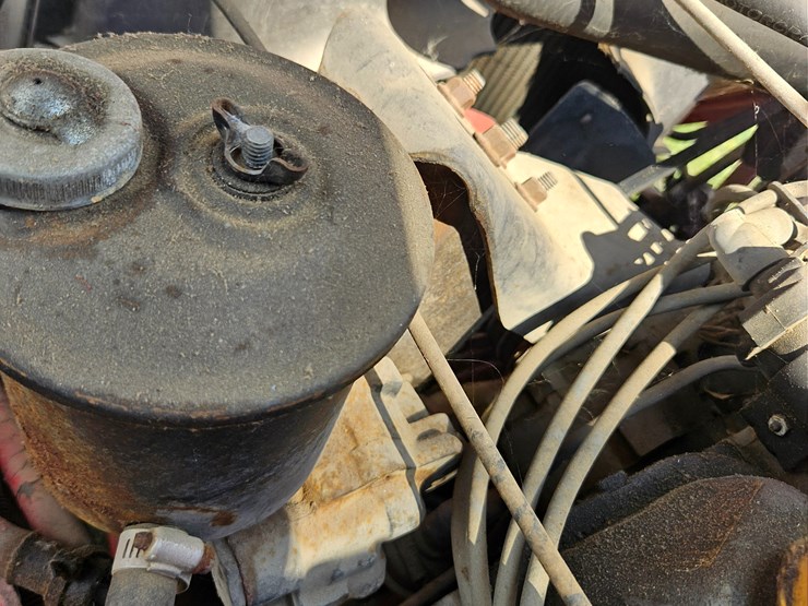 1983-ford-c800-image-35