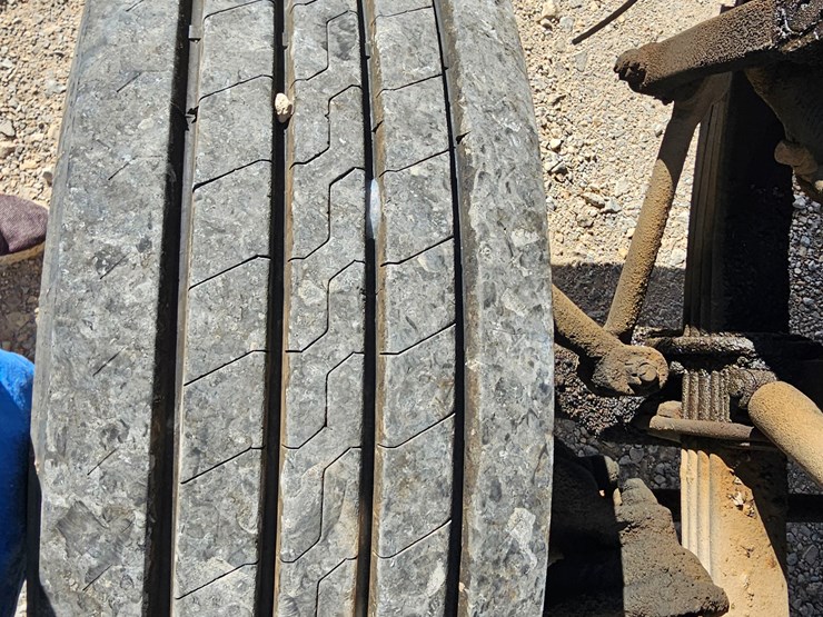 1989-peterbilt-379-image-39