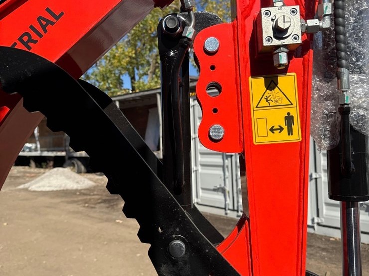 new-tpm-industrial-co-mini-excavator-model-tpm-16-image-5