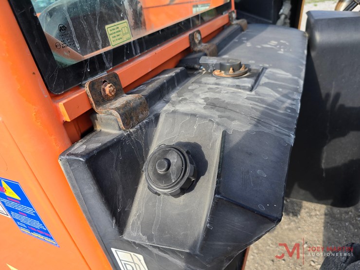 2015-jlg-g6-42a-image-13