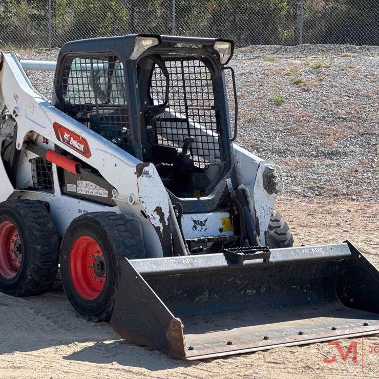 2021 BOBCAT S590