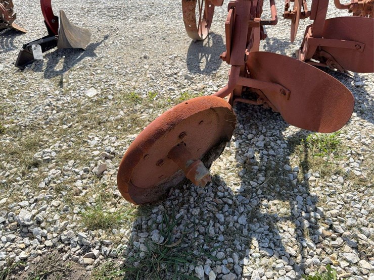 2-bottom-trip-plow-image-14