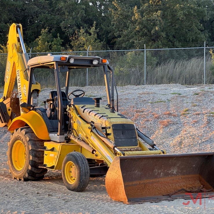 NEW HOLLAND B95