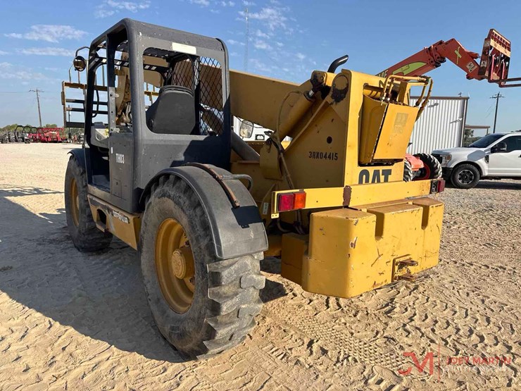 caterpillar-th83-image-3