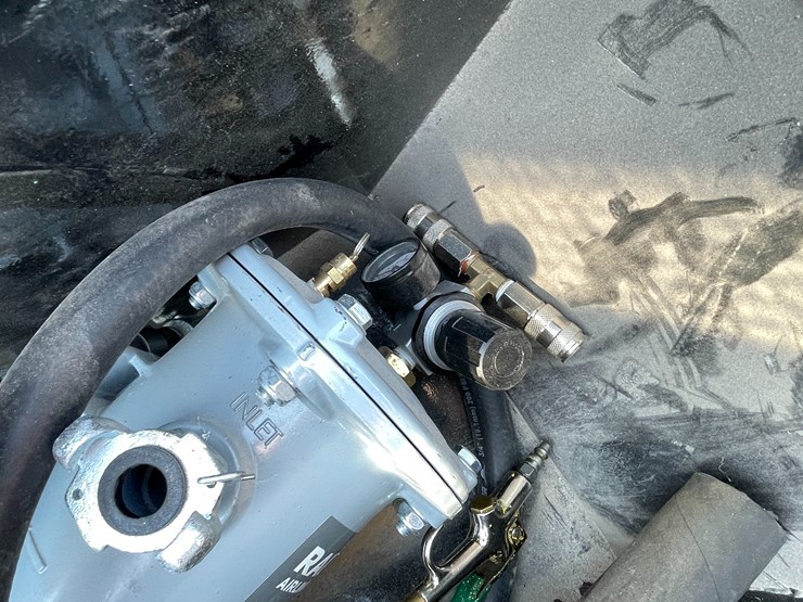 #4303-•-2023-mmlj-db500-mxl-dustless-blasting-trailer-(no-title)-image-55