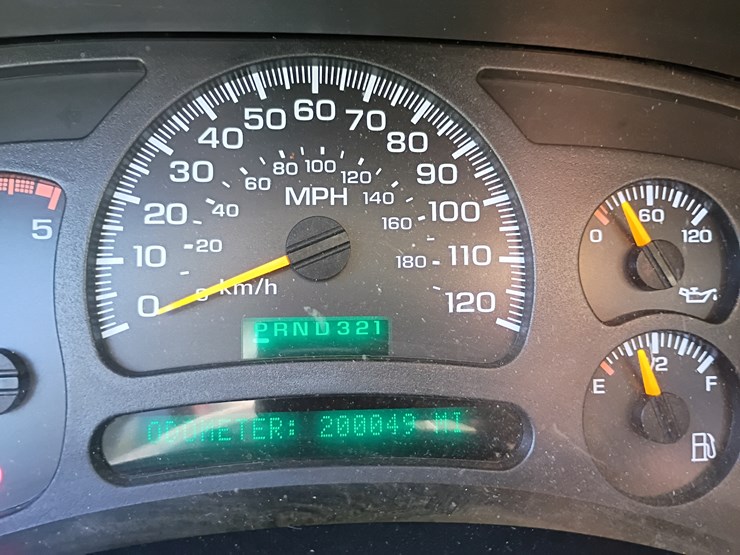 2003-chevrolet-silverado-image-57