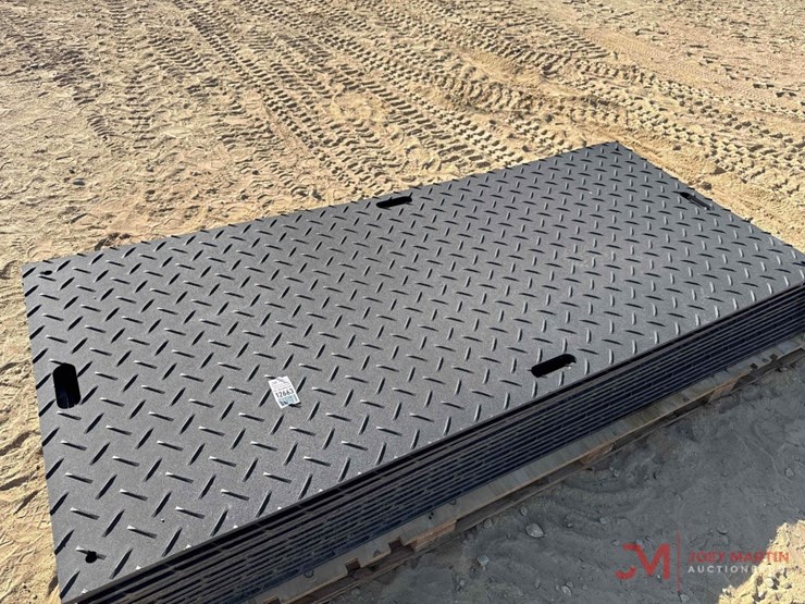 (15)-new-8'-x-4'-ground-protection-mats-image-2
