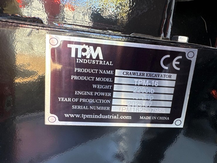 new-tpm-industrial-co-mini-excavator-model-tpm-16-image-9