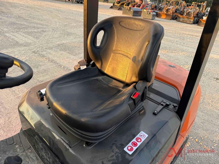 new/unused-e-picker-model-efl30-189-electric-forklift-image-13