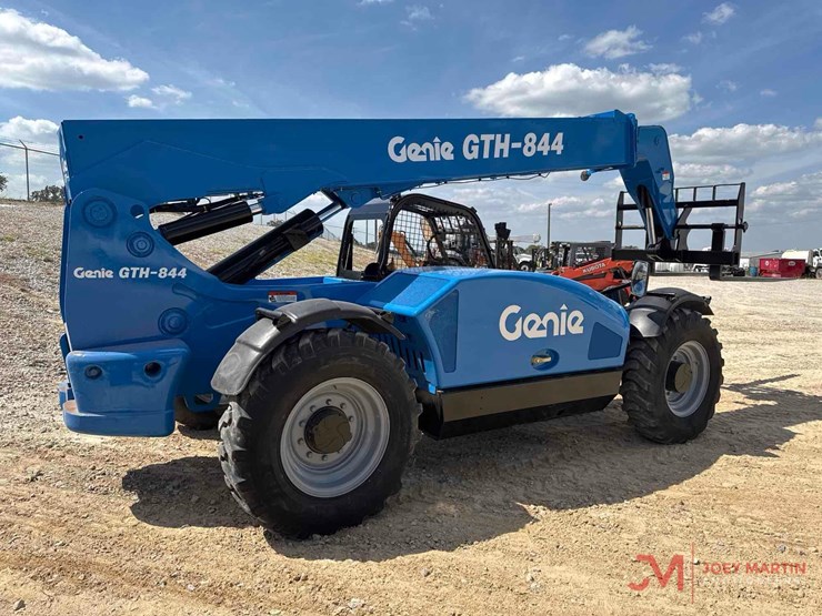 2016-genie-gth844-image-2