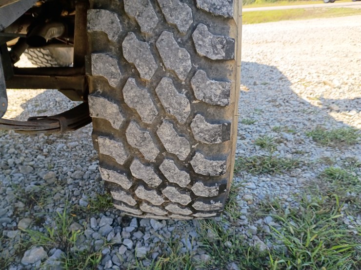 1995-jeep-wrangler-image-71