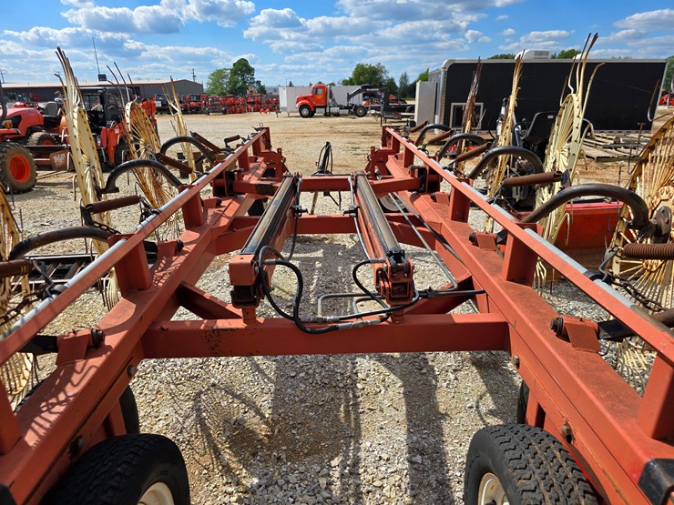 2000-h-&-s-bf16-image-54