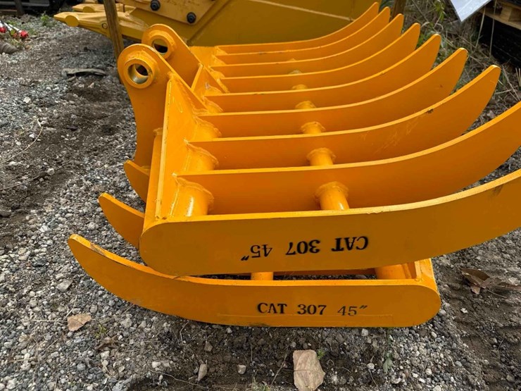 caterpillar-307-image-3