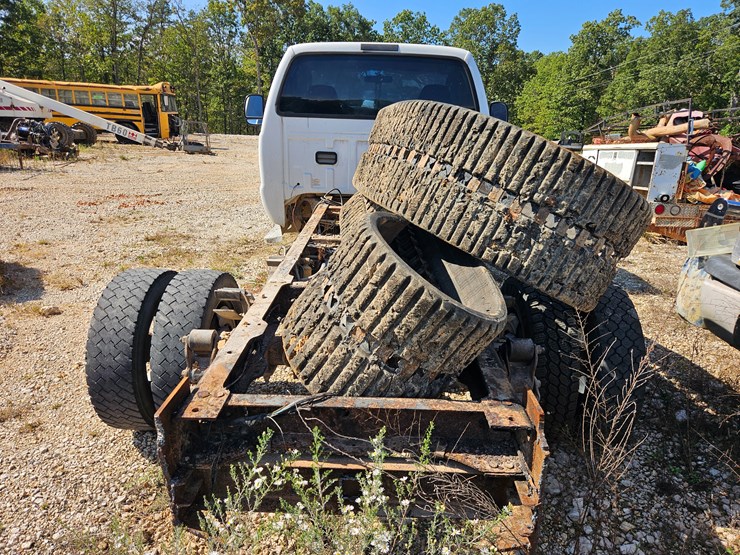 2005-ford-f450-image-11
