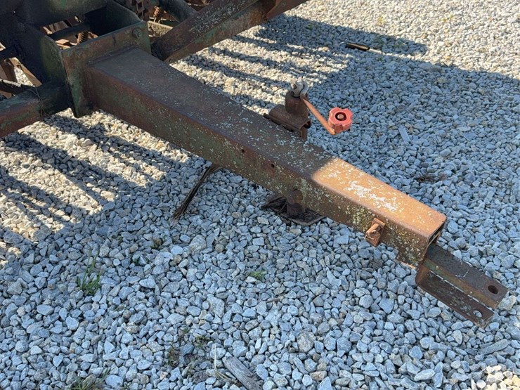 oliver-superior-grain-drill-image-30